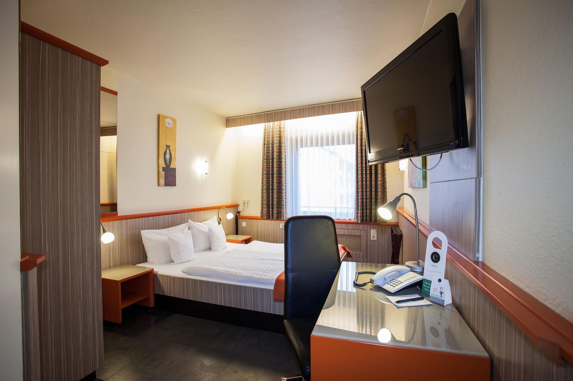 Trip Inn Hotel Ariane Cologne Exterior photo